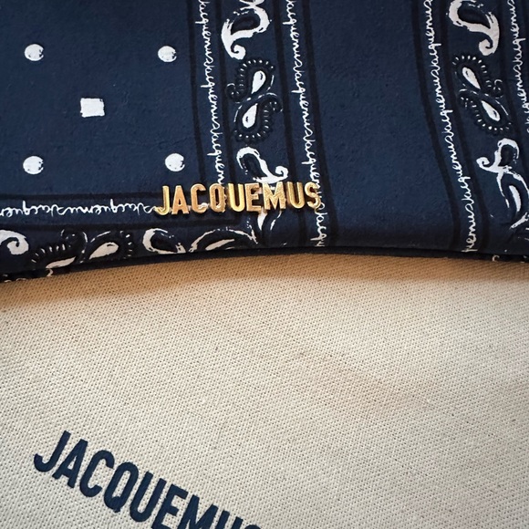 Jacquemus Le Bisou Bandana - Picture 2 of 4